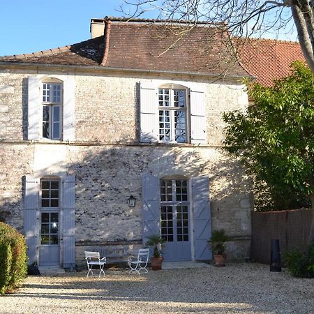 Le Petit Logis Bed & Breakfast Rouillac  Bagian luar foto